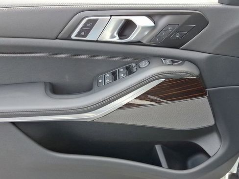 Used 2026 BMW X5 xDrive40i image 12