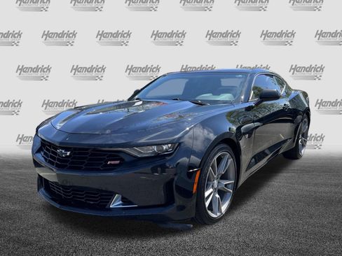 Used 2019 Chevrolet Camaro LT w/ RS Package image 5
