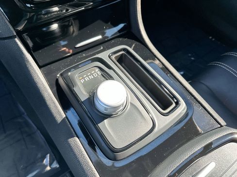 Used 2022 Chrysler 300 S w/ Safetytec Plus Group image 19