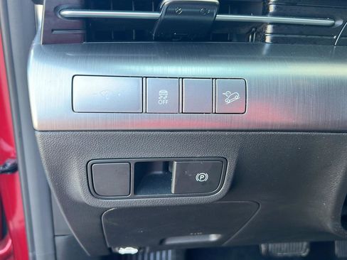 Used 2025 Hyundai Kona SEL image 19