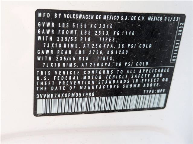 Used 2023 Volkswagen Tiguan SE w/ Panoramic Sunroof Package FWD image 15