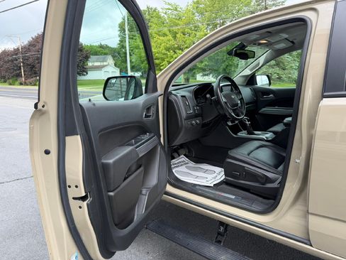 Certified 2022 Chevrolet Colorado ZR2 AWD/4WD image 12