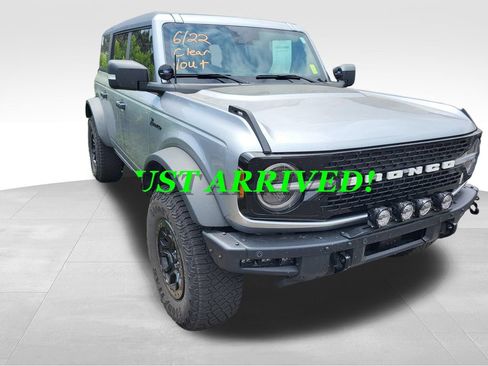 Used 2023 Ford Bronco Wildtrak AWD/4WD image 3