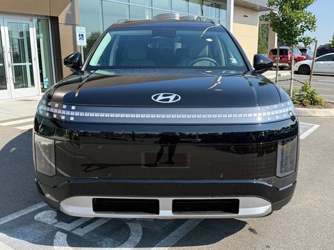 Certified 2026 Hyundai Ioniq 9 SE AWD/4WD image 8