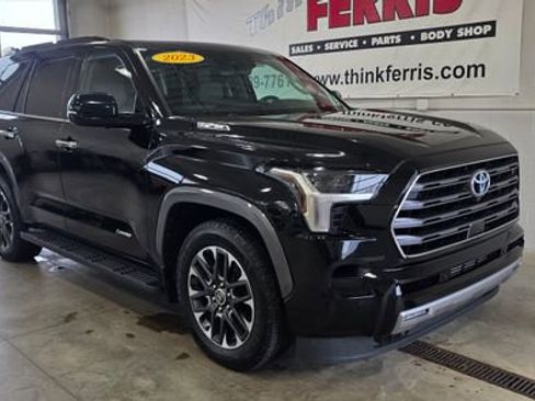 Used 2023 Toyota Sequoia Limited image 37