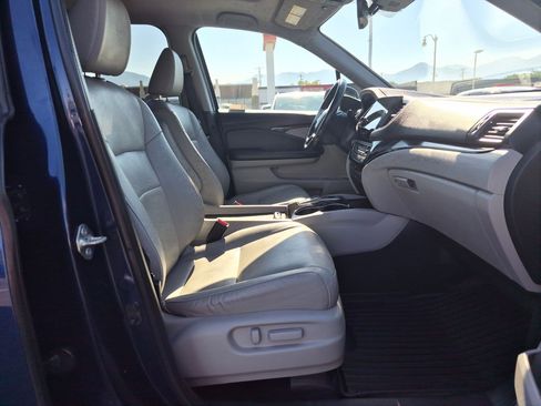 Used 2019 Honda Pilot Touring image 31