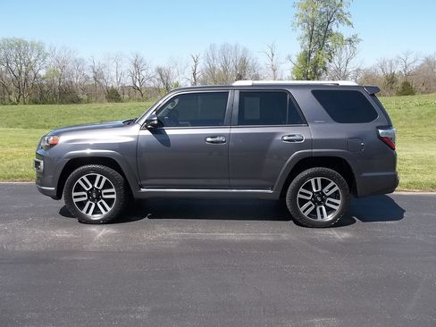 Certified 2022 Toyota 4Runner Limited image 1