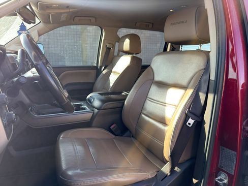 Used 2018 GMC Sierra 3500 Denali w/ Duramax Plus Package image 10
