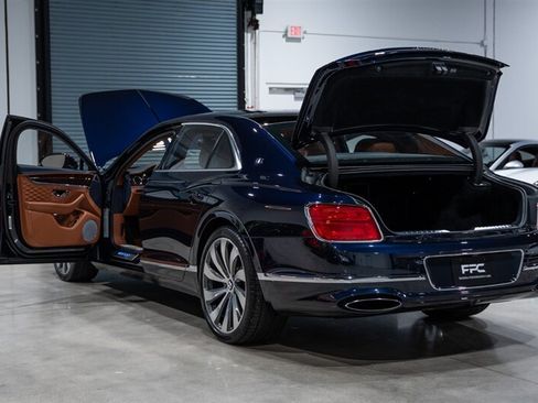 Used 2020 Bentley Flying Spur W12 w/ First Edition Specification AWD/4WD image 42