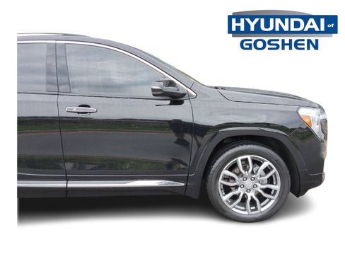 Used 2023 GMC Terrain Denali w/ LPO, Floor Liner Package AWD/4WD image 10