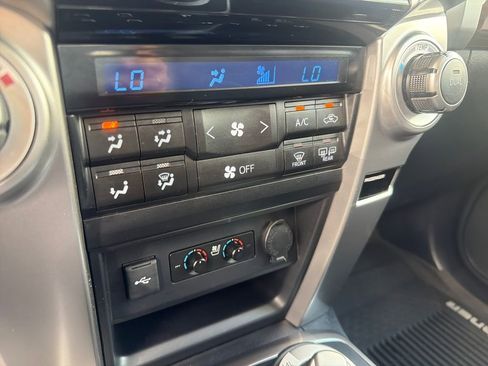 Used 2020 Toyota 4Runner Limited image 38