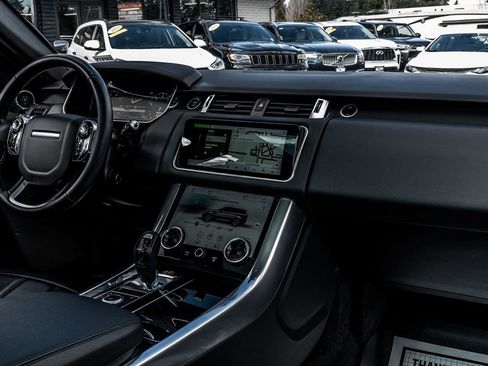 Used 2021 Land Rover Range Rover Sport SE image 36