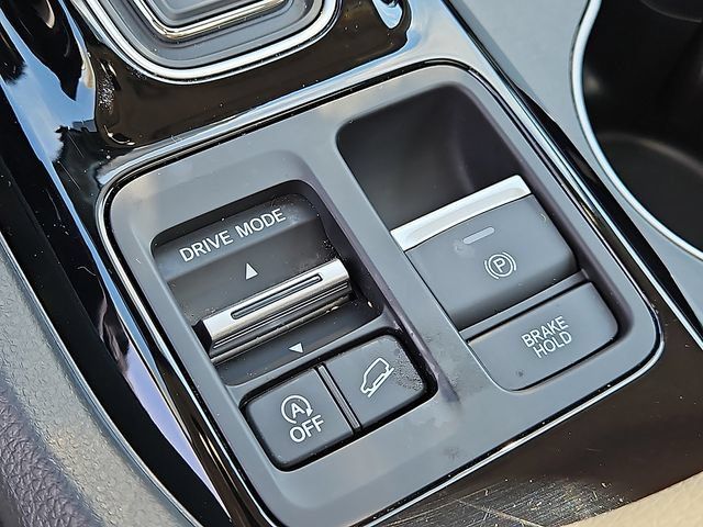 Certified 2023 Honda Pilot Touring image 25