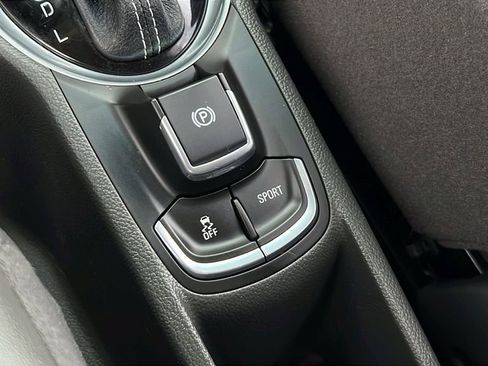 Used 2014 Chevrolet Spark LT image 30