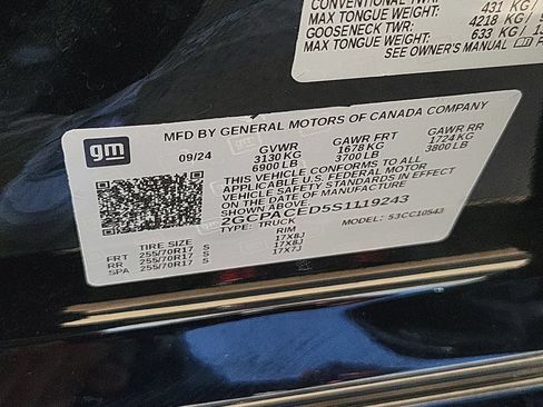 Used 2025 Chevrolet Silverado 1500 LT RWD image 32
