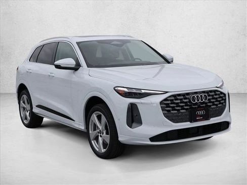 New 2025 Audi Q5 Premium Plus image 6