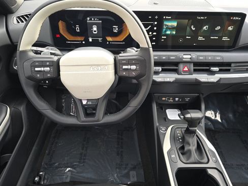 New 2026 Kia K4 GT-Line image 12