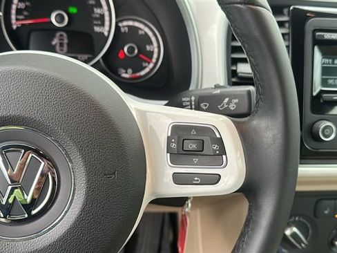 Used 2015 Volkswagen Beetle 1.8T FWD image 14