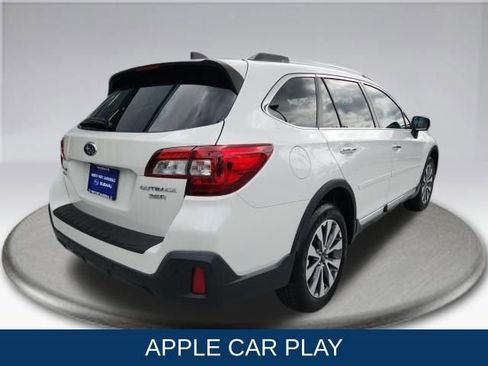 Used 2018 Subaru Outback 3.6R Touring image 10