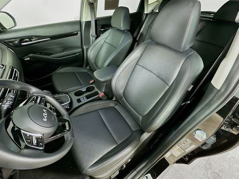 Used 2023 Kia Seltos SX w/ SX Sunroof Package AWD/4WD image 35