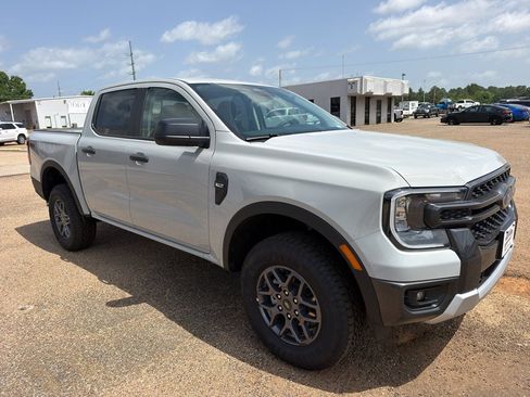 New 2026 Ford Ranger XLT w/ Equipment Group 301A High AWD/4WD image 7