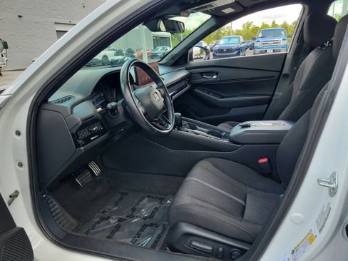 Used 2023 Honda Accord Sport image 15