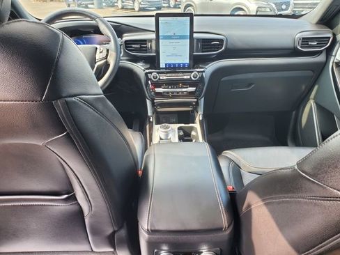 Used 2023 Ford Explorer ST w/ Equipment Group 401A image 7
