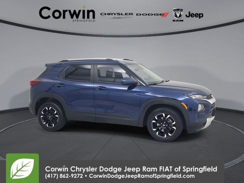 Used 2023 Chevrolet TrailBlazer LT image 1