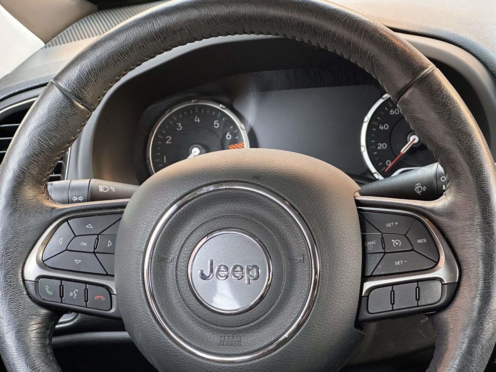 Used 2020 Jeep Renegade Limited AWD/4WD image 20