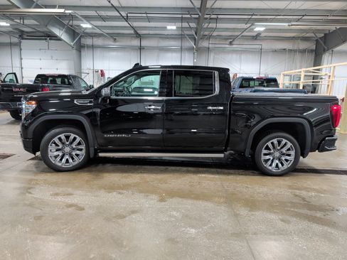 Used 2023 GMC Sierra 1500 Denali w/ Denali Reserve Package image 5