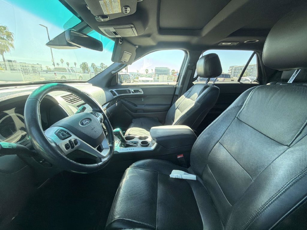 Used 2014 Ford Explorer Limited w/ Equipment Group 302A FWD image 21