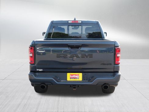 Used 2025 RAM 1500 Big Horn AWD/4WD image 6