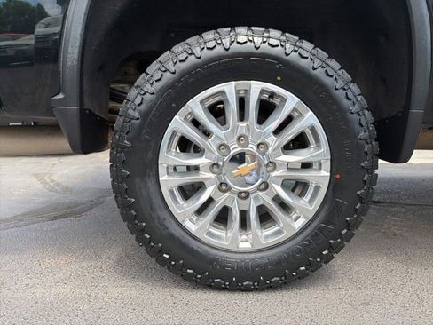 Used 2021 Chevrolet Silverado 2500 LTZ w/ Z71 Chrome Sport Edition AWD/4WD image 35