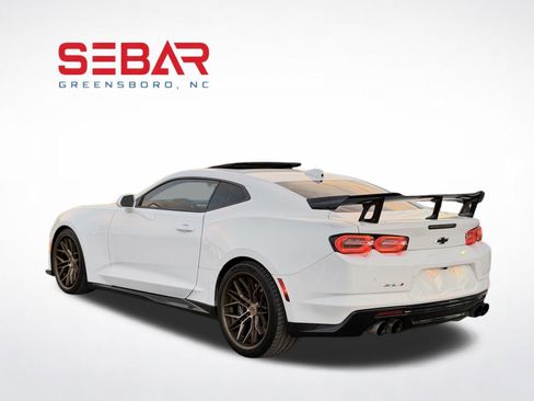 Used 2022 Chevrolet Camaro ZL1 RWD image 16