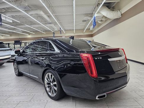 Used 2017 Cadillac XTS Luxury w/ Driver Awareness Package FWD image 8