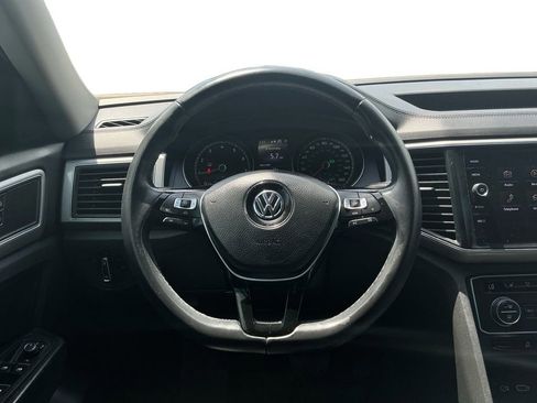 Used 2019 Volkswagen Atlas SE w/ Towing Package FWD image 18