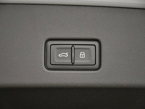 New 2026 Audi Q4 e-tron Premium image 56