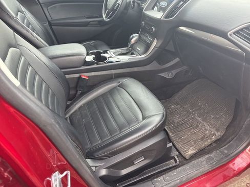 Used 2017 Ford Edge SEL w/ Equipment Group 201A image 6