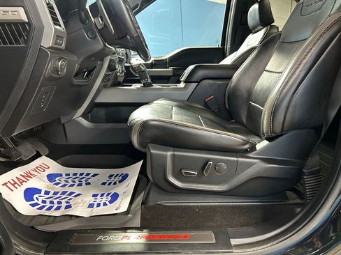 Used 2018 Ford F150 Raptor w/ Equipment Group 802A Luxury image 16