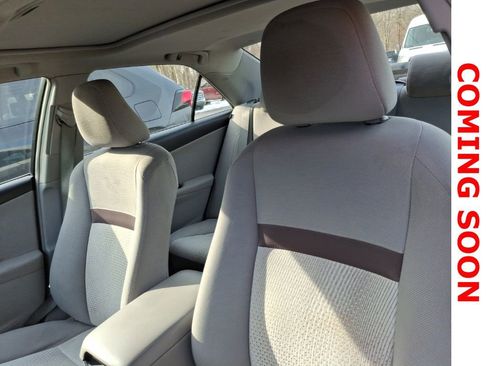 Used 2012 Toyota Camry XLE image 12