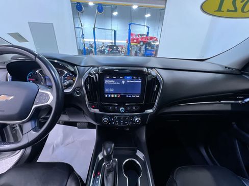 Used 2021 Chevrolet Traverse LT AWD/4WD image 23