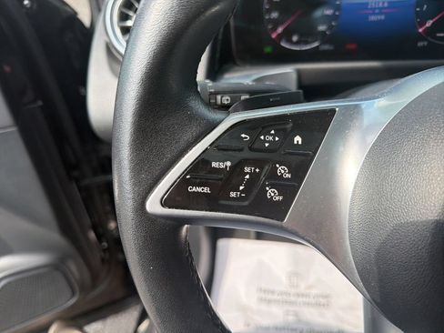 Used 2025 Mercedes-Benz GLB 250 image 29