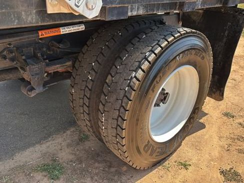 Used 2022 Ford F650 2WD Crew Cab Super Duty image 47