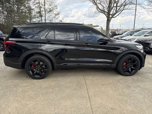 Used 2020 Ford Explorer ST w/ ST Street Pack AWD/4WD image 8