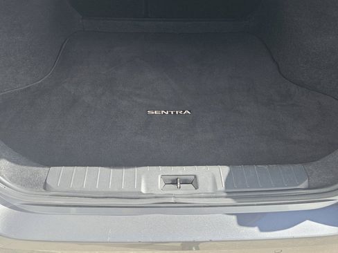 Used 2024 Nissan Sentra SV FWD image 20
