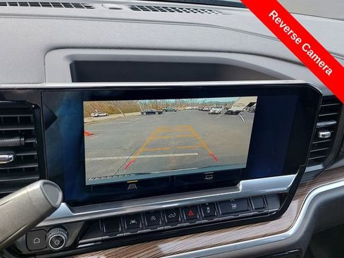 Used 2025 Chevrolet Silverado 1500 LT image 11