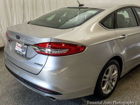 Used 2018 Ford Fusion S FWD image 7