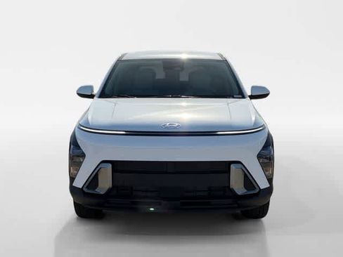 New 2026 Hyundai Kona SE image 8