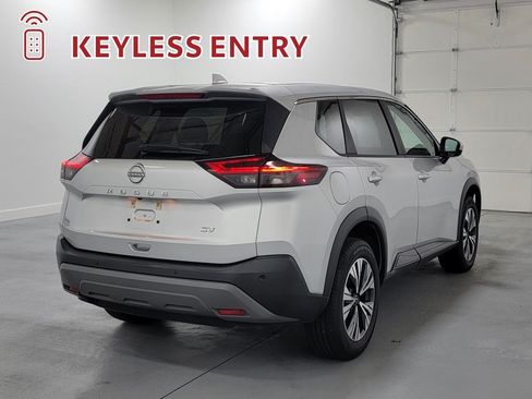 Used 2023 Nissan Rogue SV FWD image 9
