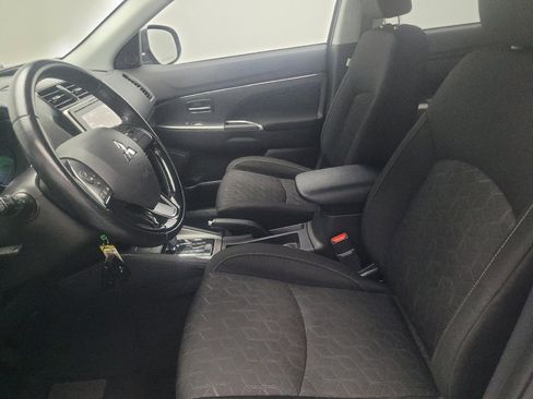 Used 2021 Mitsubishi Outlander Sport SE FWD image 17